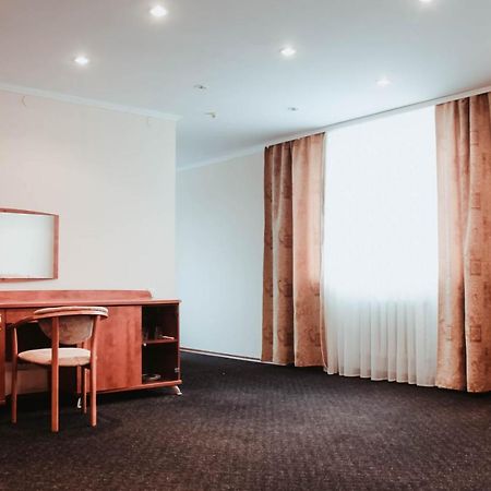 Kanna Hotel Askania-Nova Exteriör bild