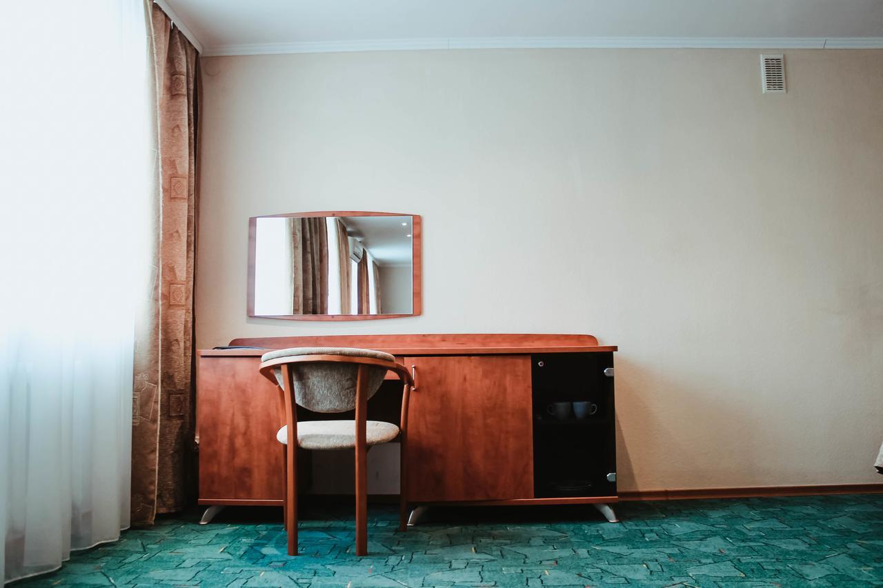 Kanna Hotel Askania-Nova Exteriör bild